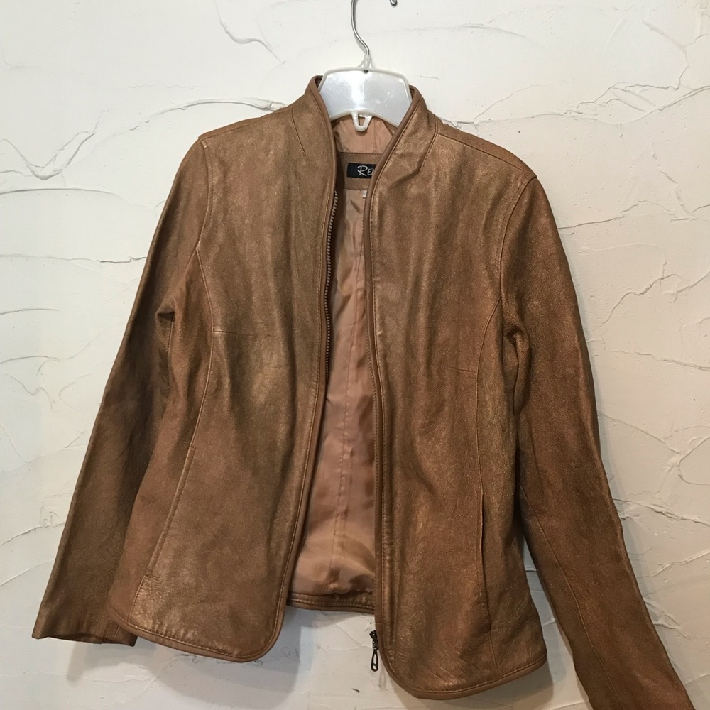 Remy leather zipper jacket. Light brown/bronze